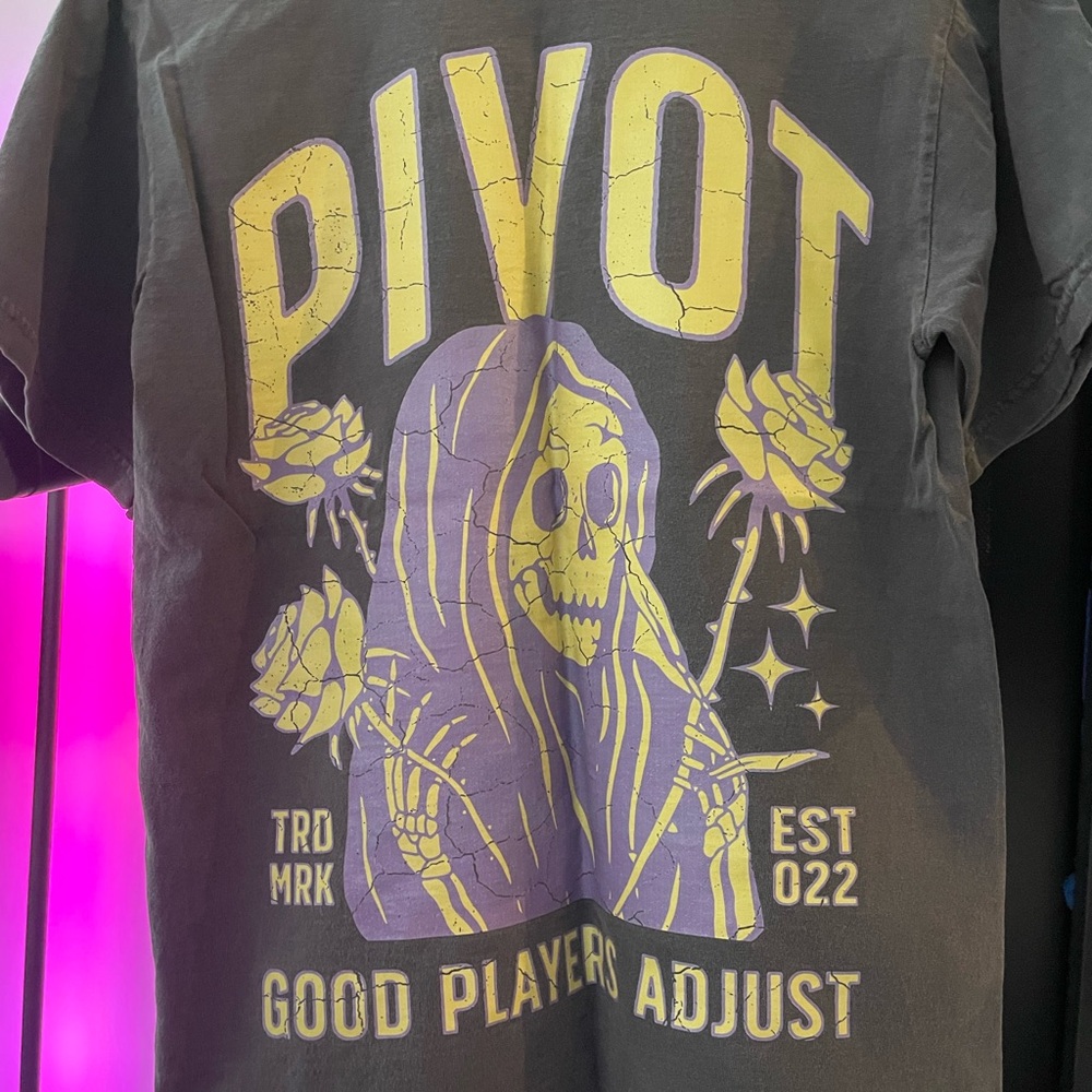 Pivot Gym Tee - Unisex